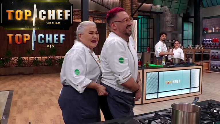 Teresita socorrió a regañadientes a Alex tras sufrir percance con sus pantalones