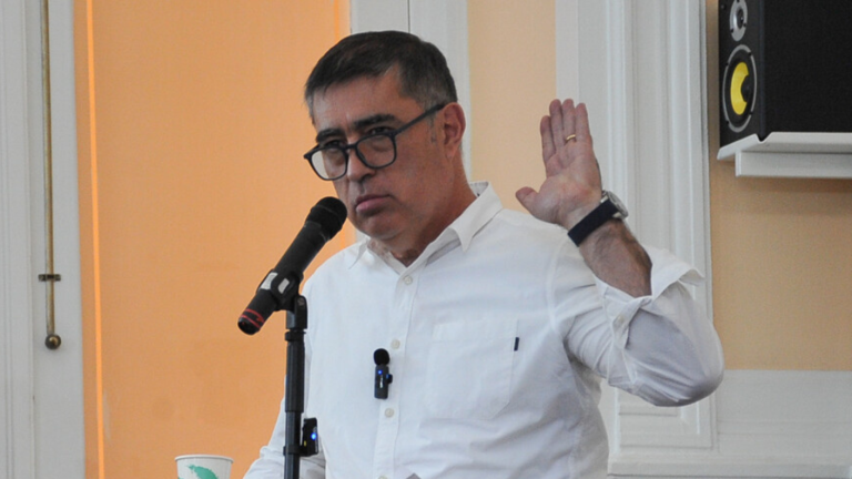 Así fueron las primeras horas de Mario Desbordes como alcalde de Santiago