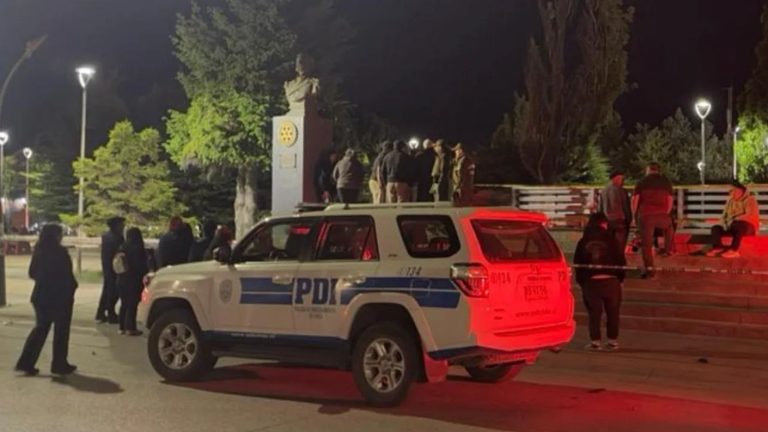 Adolescente se entregó a la policía por crimen de joven futbolista en Puerto Natales: Lo que se sabe