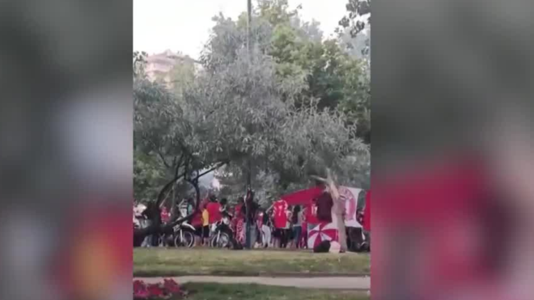 Fuegos artificiales por horas: Barra colombiana se toma el Parque de Los Reyes