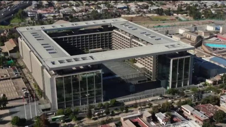 Los alcaldes que asumieron imputados: Cuatro formalizados y dos denunciados por graves delitos