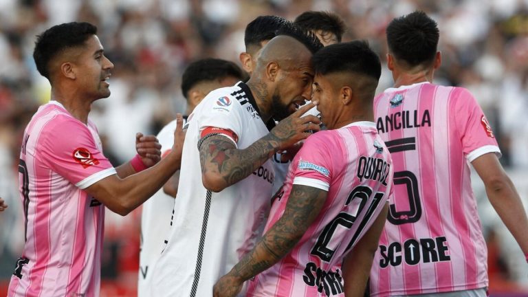 Castigados: Colo Colo fue sancionado por inesperada situación ante equipo de Primera B