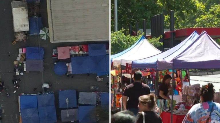 Nunca se fueron: Instalan toldos azules a pasos de La Moneda