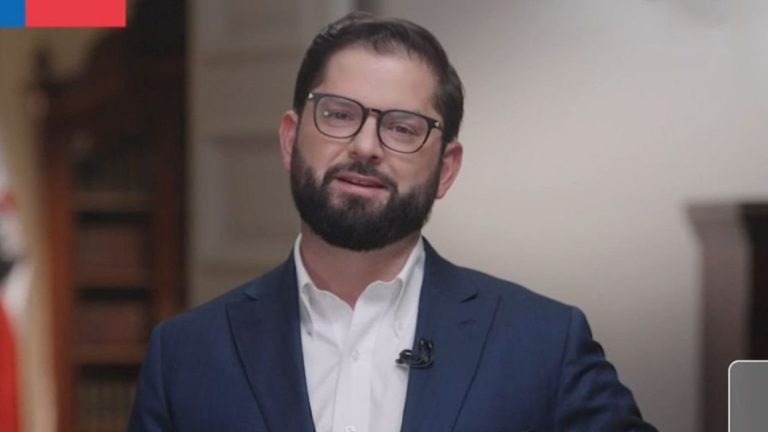 Pdte. Boric entregó mensaje de Año Nuevo en cadena nacional: “Soy optimista de Chile y su futuro”