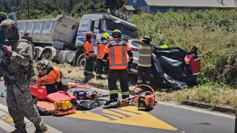Investigan fatal colisión contra un camión en Cañete: Víctimas son madre e hijo