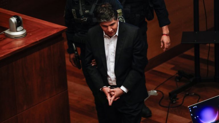 El relato clave que complica a Manuel Monsalve a días de su declaración