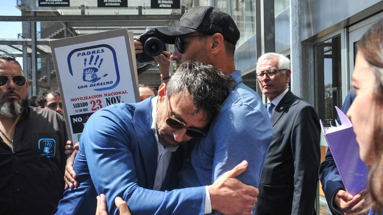 Claudio Valdivia tras cambio en prisión de Jorge: “Justicia para quienes no bajamos los brazos”