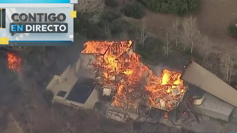 Impactantes imágenes: California sigue bajo amenaza por fuego descontrolado