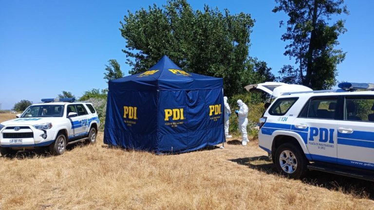 PDI trabaja en el lugar: Encuentran cadáver en canal de regadío en Parral