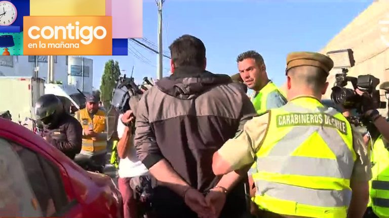 Fingió hasta el final: Detienen a conductor por portar licencia falsificada en Renca