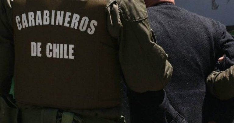 Sujeto es detenido tras atacar a hombre con una motosierra durante pelea en Castro