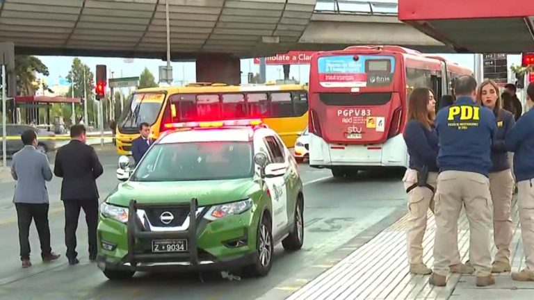 PDI repelió a disparos asalto en micro en La Florida: Abatió a delincuente y dejó un herido