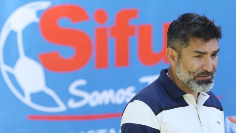 Paro de futbolistas: Sifup responde a comunicado de la ANFP y cuestiona su “actitud”