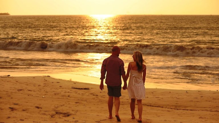 ¿Qué les pasa a las parejas que viajan a Brasil? Tiktoker explica la 