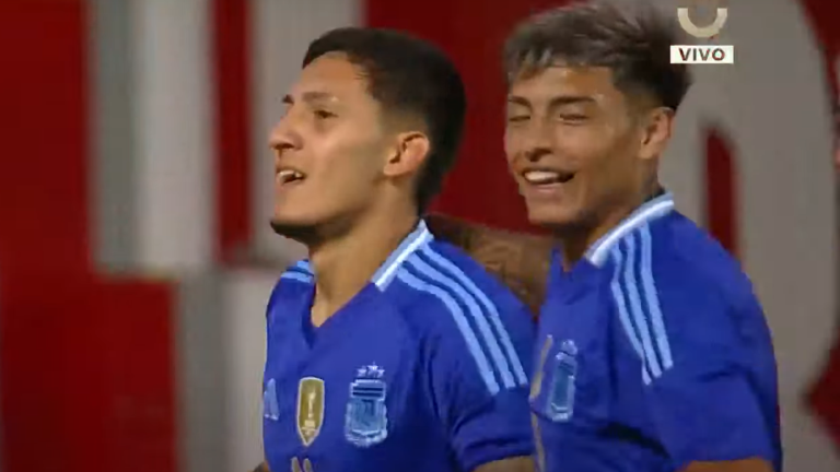 Cabezazo mortal: Tobías Ramírez abrió la cuenta para Argentina ante Chile Sub 20