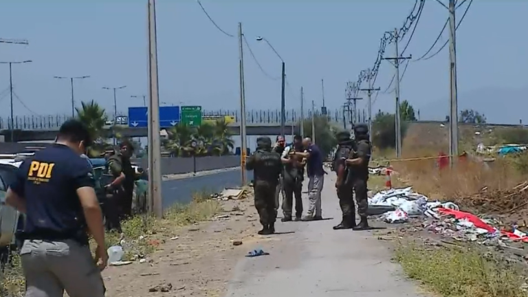 Encontraron cuerpo sin vida de mujer en La Pintana: Tenía al menos un impacto de bala