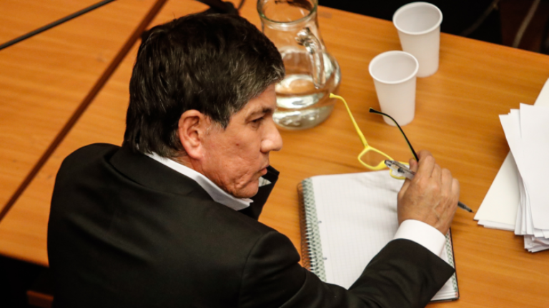 Fiscalía investiga a gendarme por uso de computador que habría favorecido a Manuel Monsalve