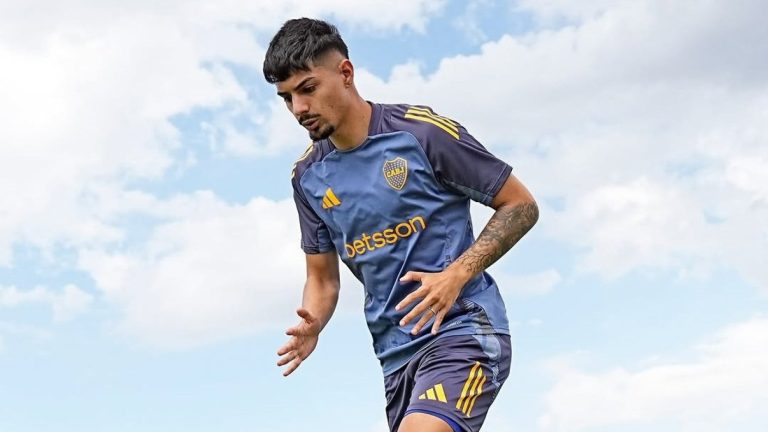 “De qué juega”: Williams Alarcón fue presentado en Boca y así quedó el Instagram del club
