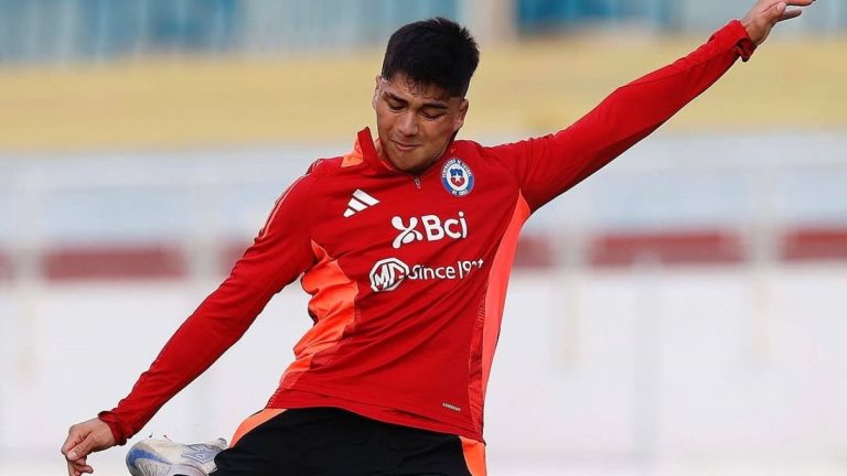 Damián Pizarro agota la paciencia de hinchas chilenos tras derrota ante Paraguay Sub 20