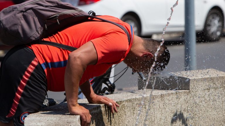 Alerta de altas temperaturas extremas en Chile: Podrían llegar a 37° en algunas regiones