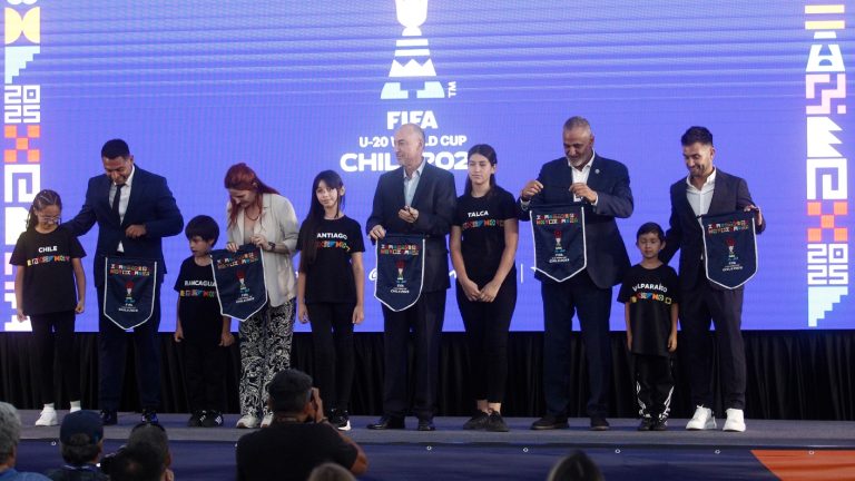 Cuenta regresiva: Autoridades participaron en lanzamiento oficial del Mundial Sub 20 de Chile
