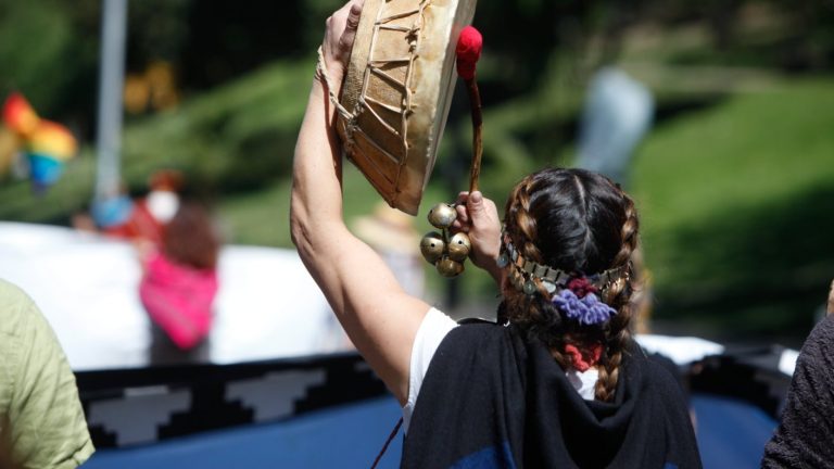 Se acaba el plazo de Beca Indígena 2025: ¿Cuáles son los requisitos para obtener los $650 mil?