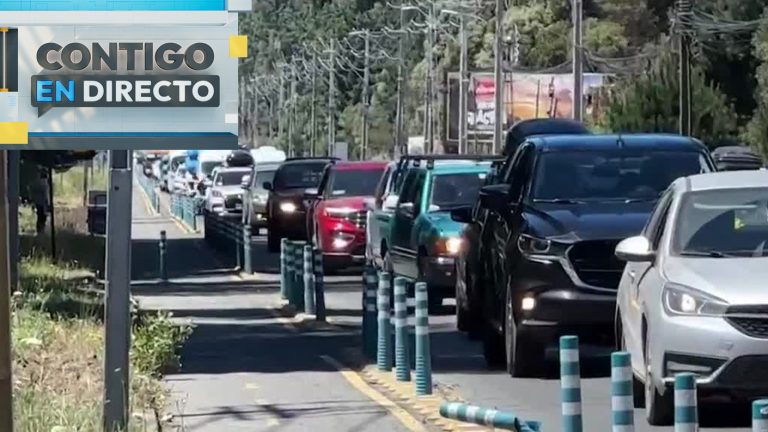 Más de 2 horas de espera: Kilométrico taco para llegar a Pucón causa molestia entre turistas