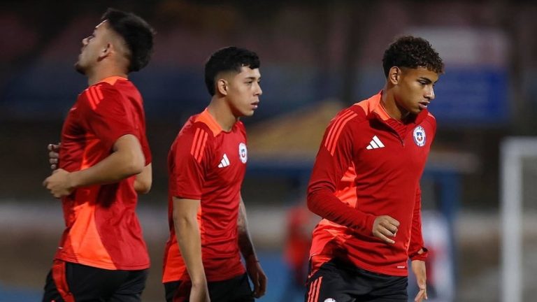 Comienza el hexagonal: Chile Sub 20 tiene formación para enfrentar a Argentina