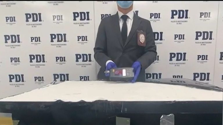 Histórico decomiso en el aeropuerto de Santiago: PDI incautó 102 kilos de metanfetamina