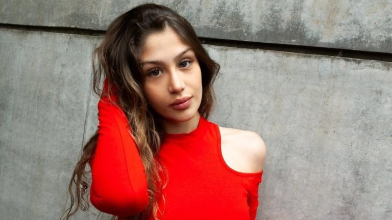 Hija de un ex goleador de Colo Colo se alista para desfilar en Gala del Festival de Viña