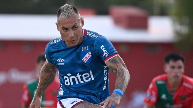 Turboman no falla: Eduardo Vargas brilla y marca su primer gol con Nacional de Uruguay