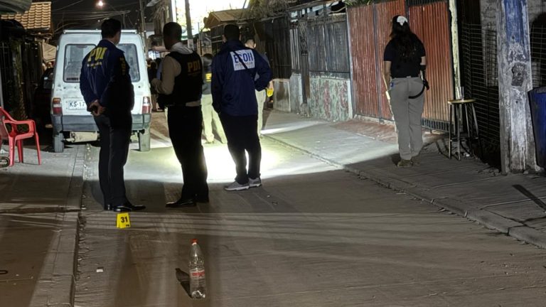 Balacera deja un muerto y dos lesionados en La Pintana: Una de las víctimas está en riesgo vital