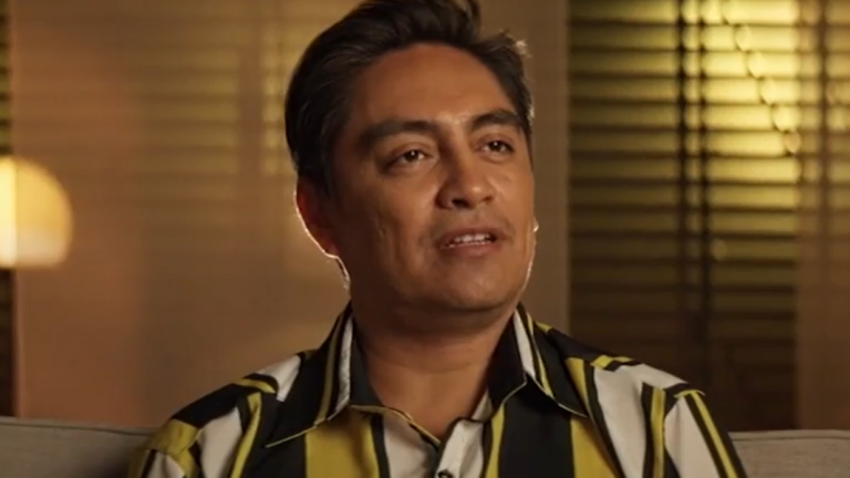 Sergio Freire reaparece en televisión tras rumores de infidelidad a Maly Jorquiera