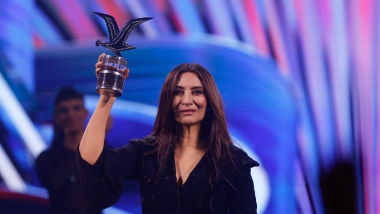 Myriam Hernández recibe la gaviota de platino en Viña 2025 y hace historia en la Quinta Vergara