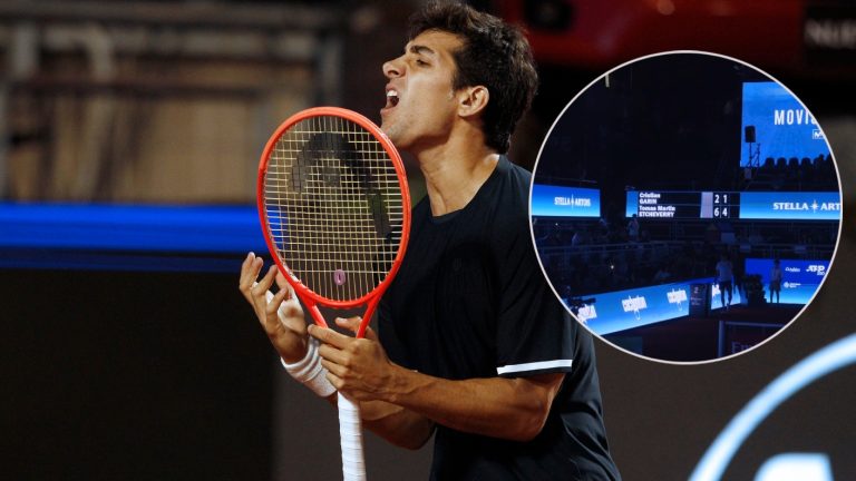 Con corte de luz incluido: Tomás Etcheverry sacó a Cristian Garín del Chile Open