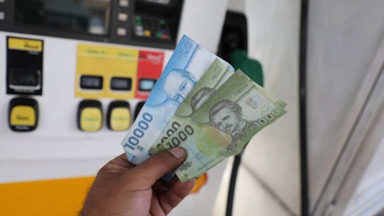 ¿Sube o baja la bencina? Este es el precio de los combustibles para este jueves 20 de febrero