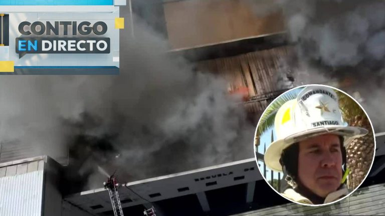 Actualizan estado del incendio en Escuela de Carabineros: 20 compañías de Bomberos acudieron a emergencia