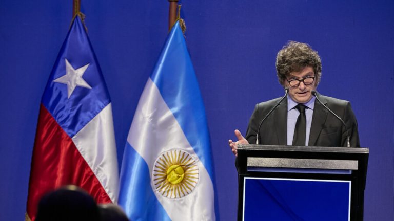 Javier Milei viajará a Chile por 5 horas: Dará charla y no se reunirá con el pdte. Boric
