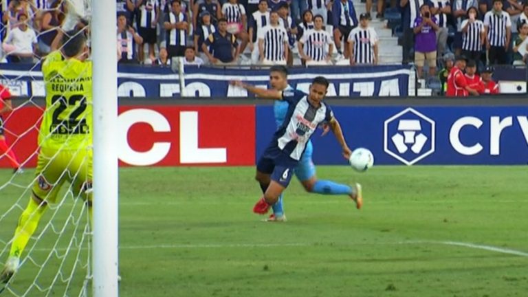 Copa Libertadores | El VAR evitó un penal en contra de Iquique tras una sanción inexistente