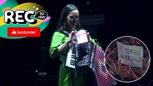 “¡Ay, los amo!”: Julieta Venegas se emocionó al recibir tierno regalo del público en REC 2025