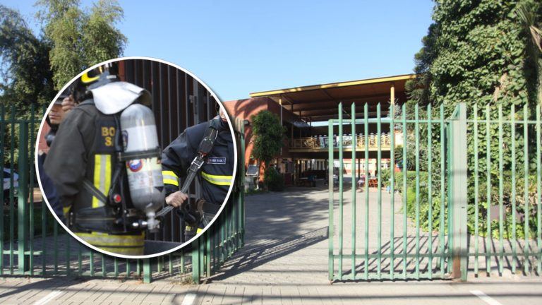 Derrame de químico obligó a evacuar colegio en Ñuñoa: Trabajan Bomberos, SAMU y Seremi