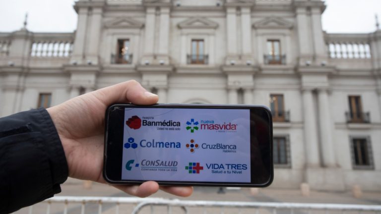 ¿Cuáles son y desde cuándo? Seis isapres subirán sus precios y cinco lo harán hasta el máximo establecido