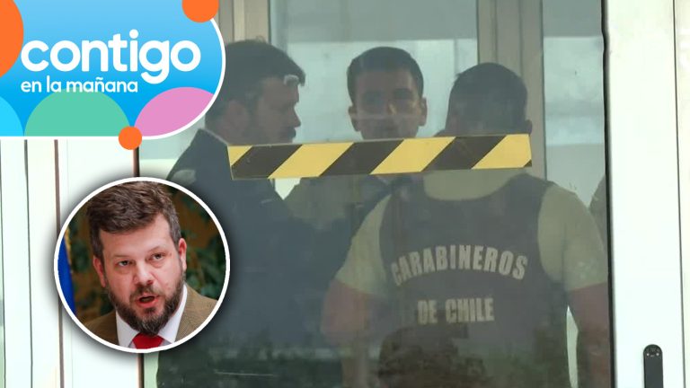Johannes Kaiser sufrió robo en servicentro: Se llevaron computador desde el interior de su automóvil