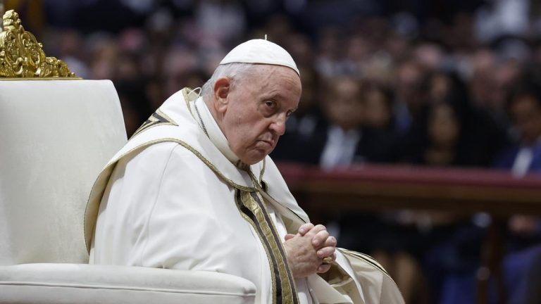 Anuncian que el Papa Francisco será dado de alta este domingo: Regresará a Santa Marta