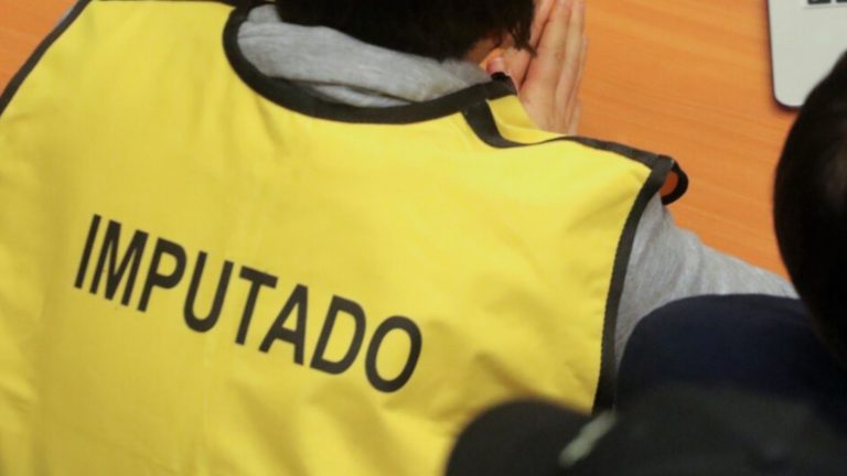 Dejó embarazada a su hija de 13 años: Condenan en Chillán a hombre por violación reiterada