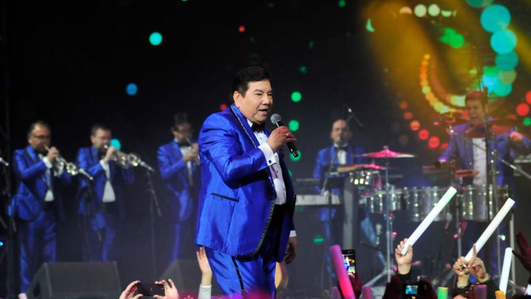 “Sentimos una profunda tristeza”: La emotiva despedida de la Sonora de Tommy Rey tras muerte de su vocalista