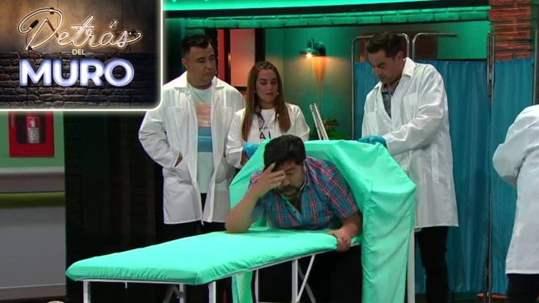 ¡Problemas de próstata! El hilarante examen de los médicos del Cesfam de Detrás del Muro