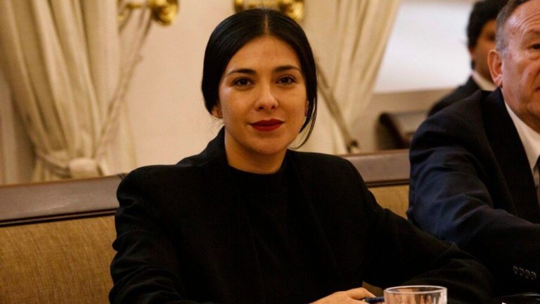 Presentaron moción de censura contra la mesa que preside Karol Cariola en la Cámara