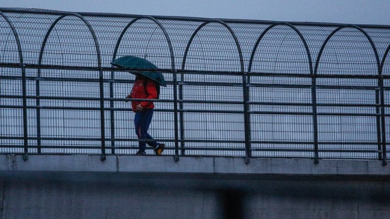 El Tiempo hoy domingo 30 de marzo: Anuncian chubascos para la región Metropolitana