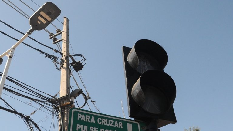 Sigue en TIEMPO REAL el corte de luz en la Región Metropolitana: Estas son las comunas afectadas